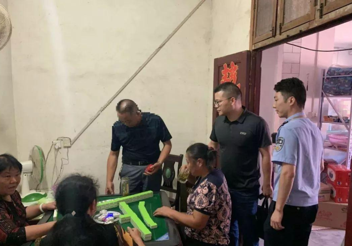 房卡必备教程“新神兽大厅在哪买房卡”详细房卡使用教程