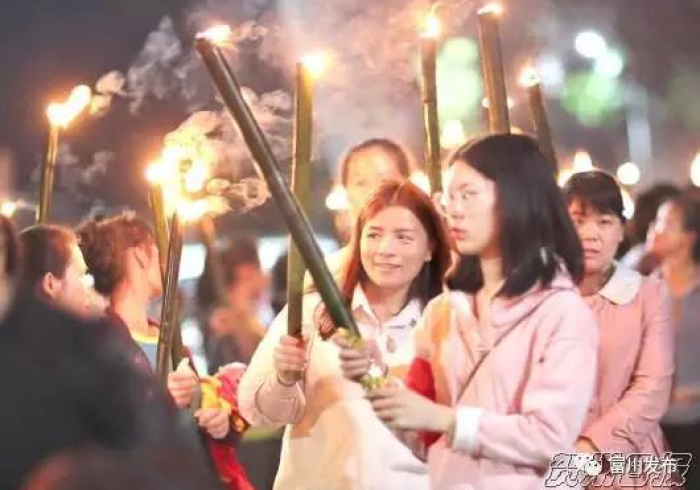 秒懂教程“拼三张在哪买房间卡”房卡获取方式