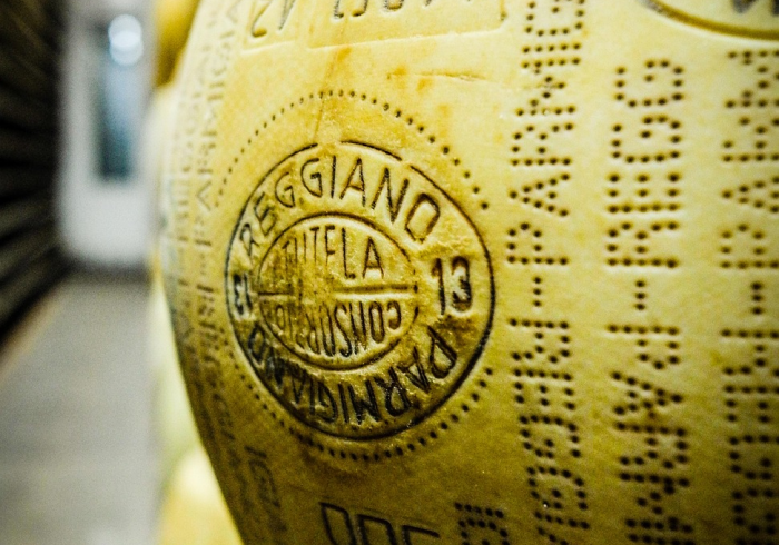 给大家讲解“微信牛牛炸 金花”详细房卡使用教程 给大家讲解“微信牛牛炸 金花”详细房卡使用教程